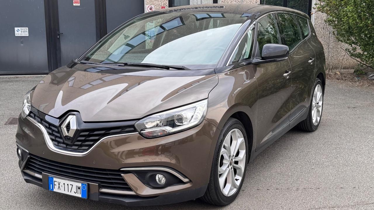 Renault Grand Scenic Blue dCi 120 CV Sport Edition2