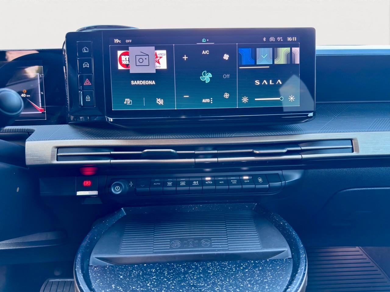 Lancia Ypsilon Hybrid e-DCT LX - 2025