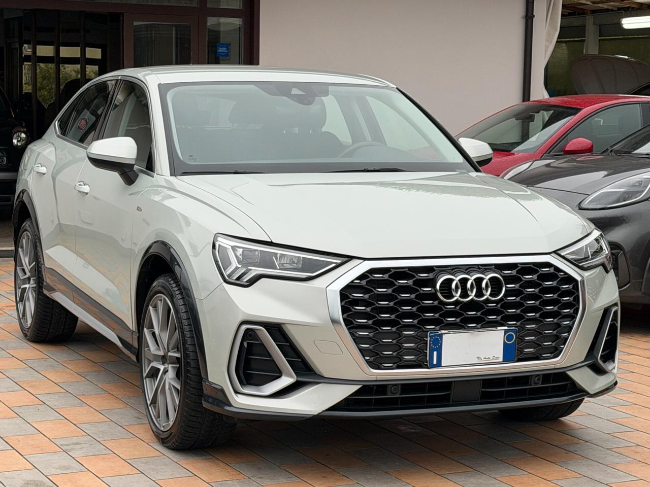 Audi Q3 SB 35 2.0 TDI 150 cv. S Tronic LINE EDITION