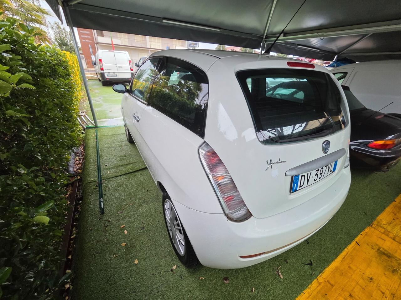 Lancia Ypsilon 1.2 Argento