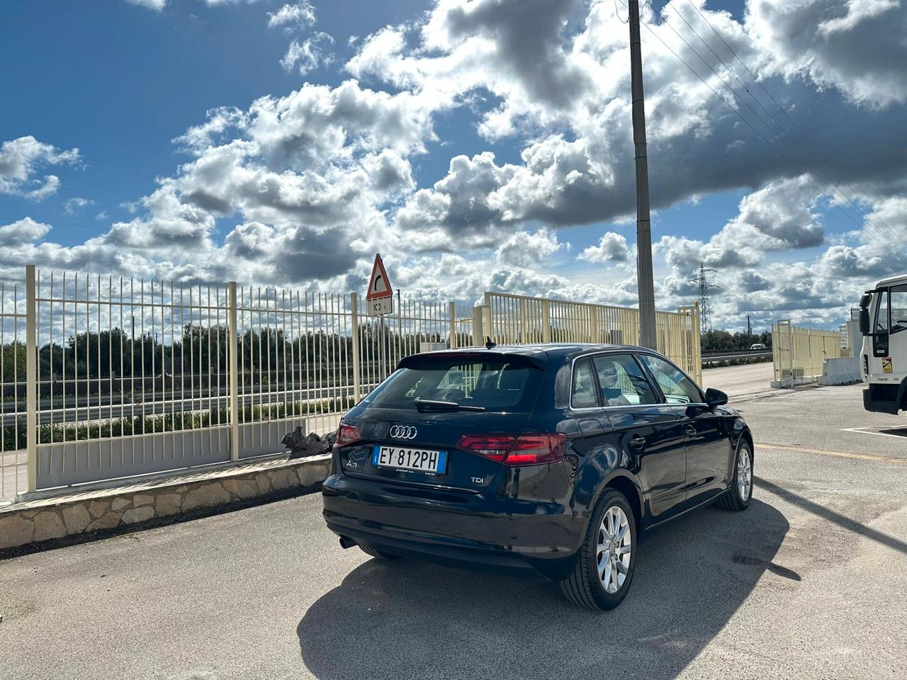 AUDI A 3 1.6 TDI clean diesel S tronic Ambition