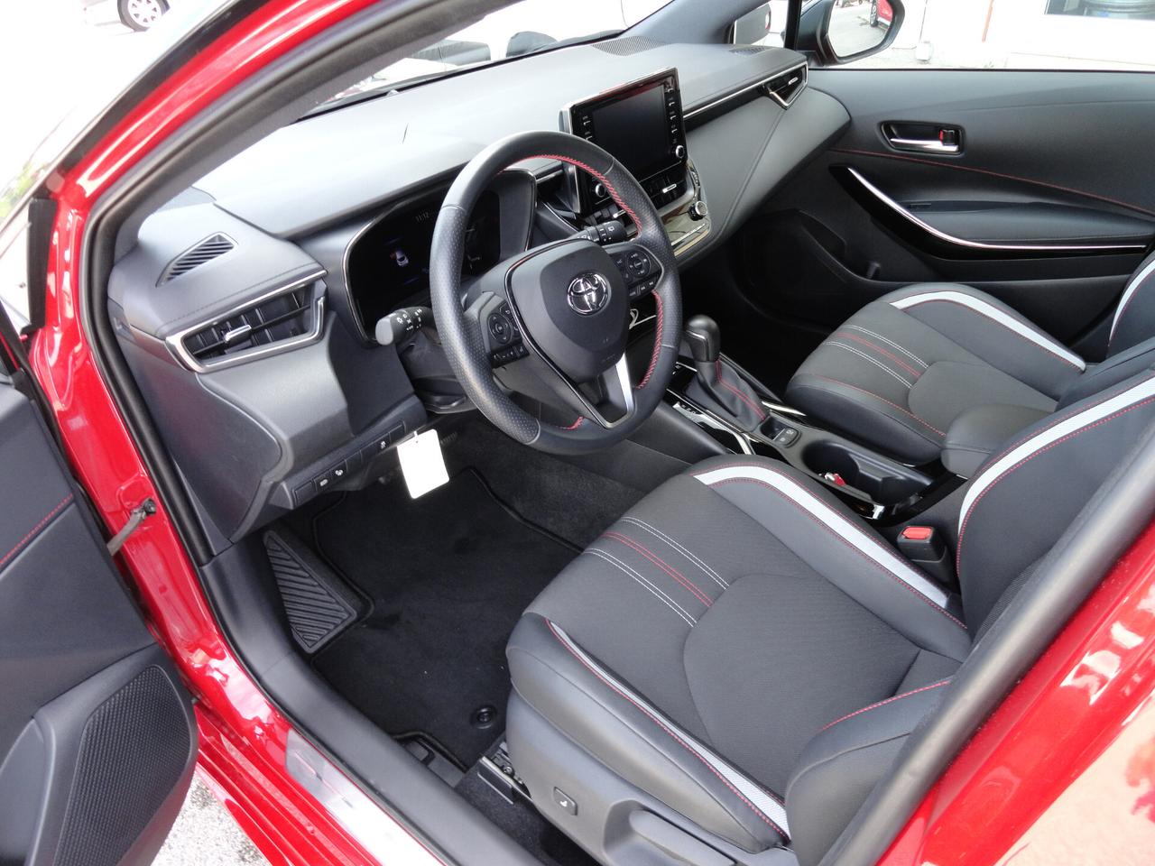 Toyota Corolla 2.0 Hybrid GR SPORT