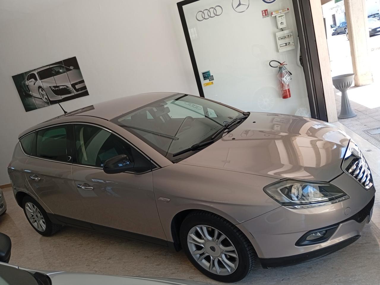 Lancia Delta 1.6 MJT DPF Silver
