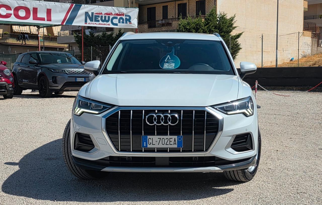 Audi Q3 2.0 TDI 150cv - S-TRONIC VIRTUAL COCKPIT