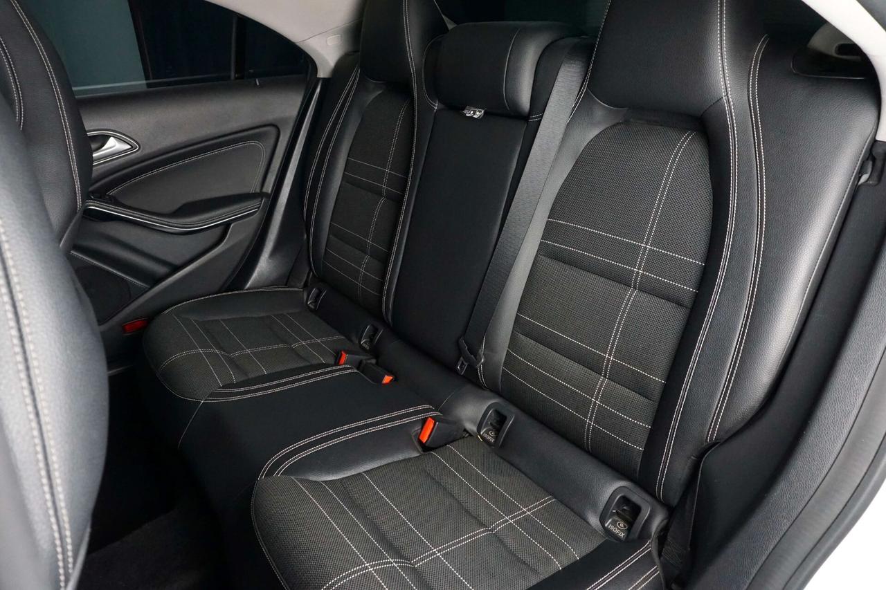 Mercedes-benz CLA 200 CDI Automatic Sport Night Edition