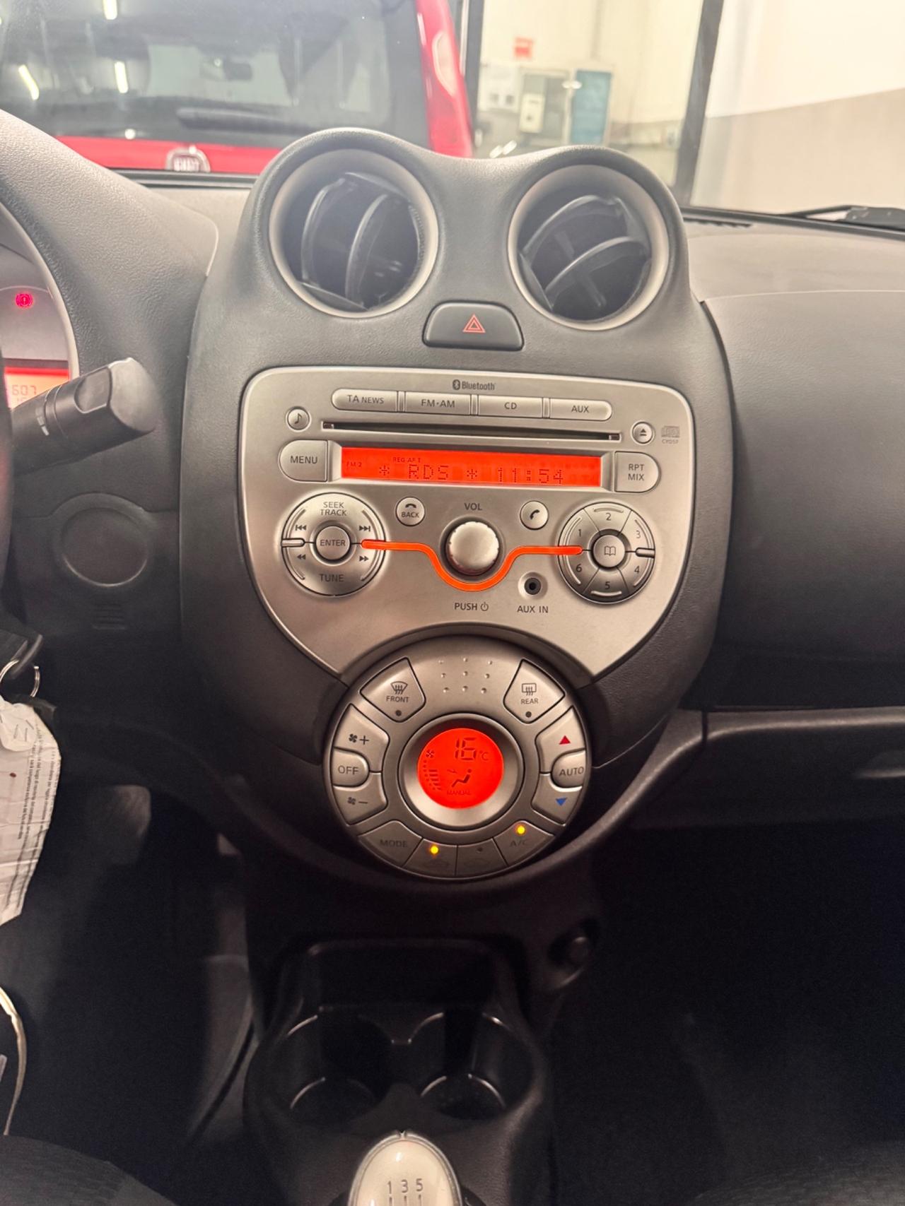Nissan Micra 1.2 5P. Tekna 90.000 KM - 2011