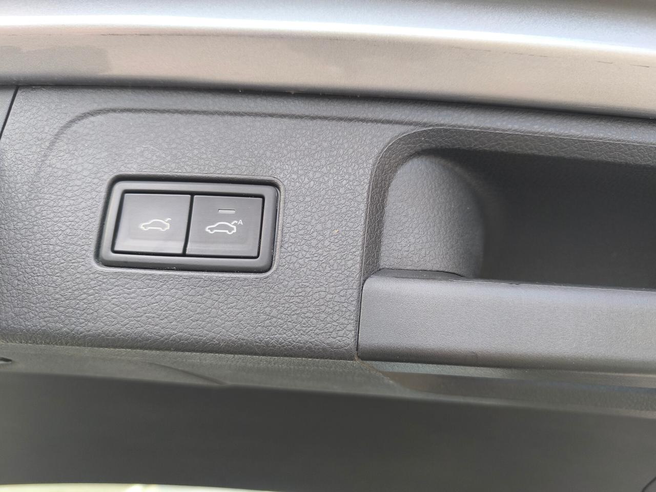 Volkswagen Passat Variant 2.0 TDI SCR 122 CV EVO DSG Business