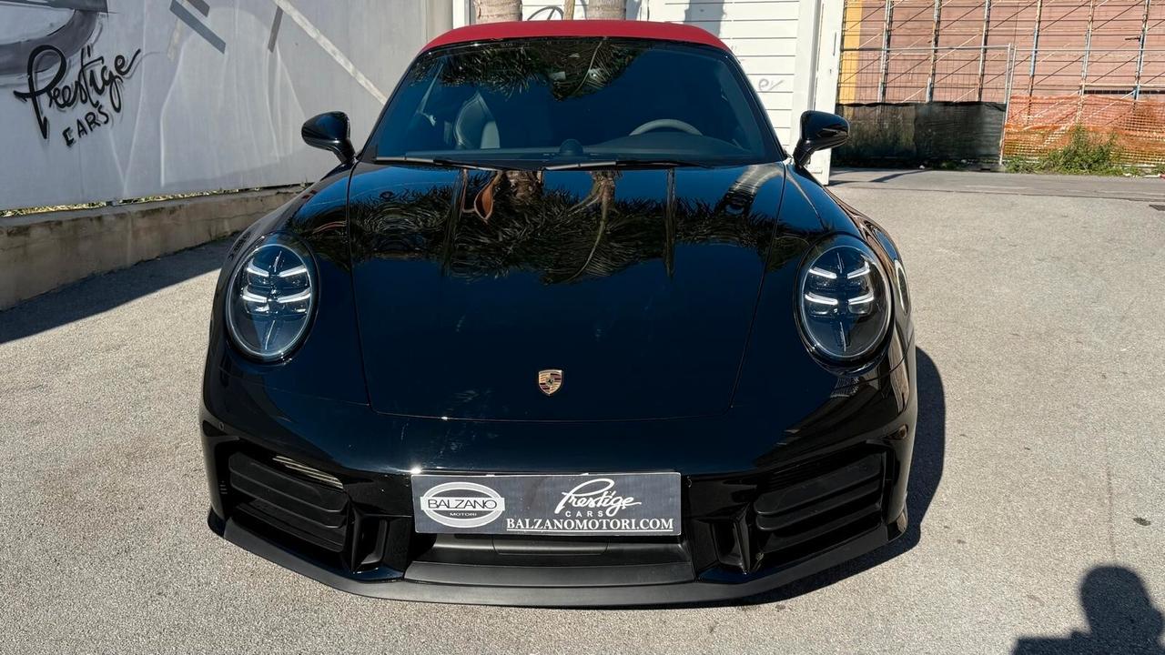 PORSCHE 911 CARRERA CABRIO 2025