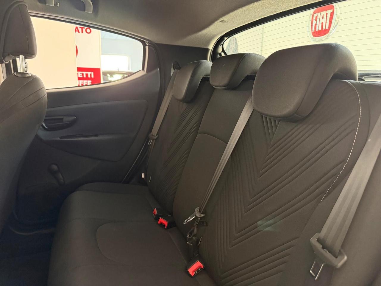 Lancia Ypsilon 1.0 FireFly 5 porte S&S Hybrid Ecochic Gold