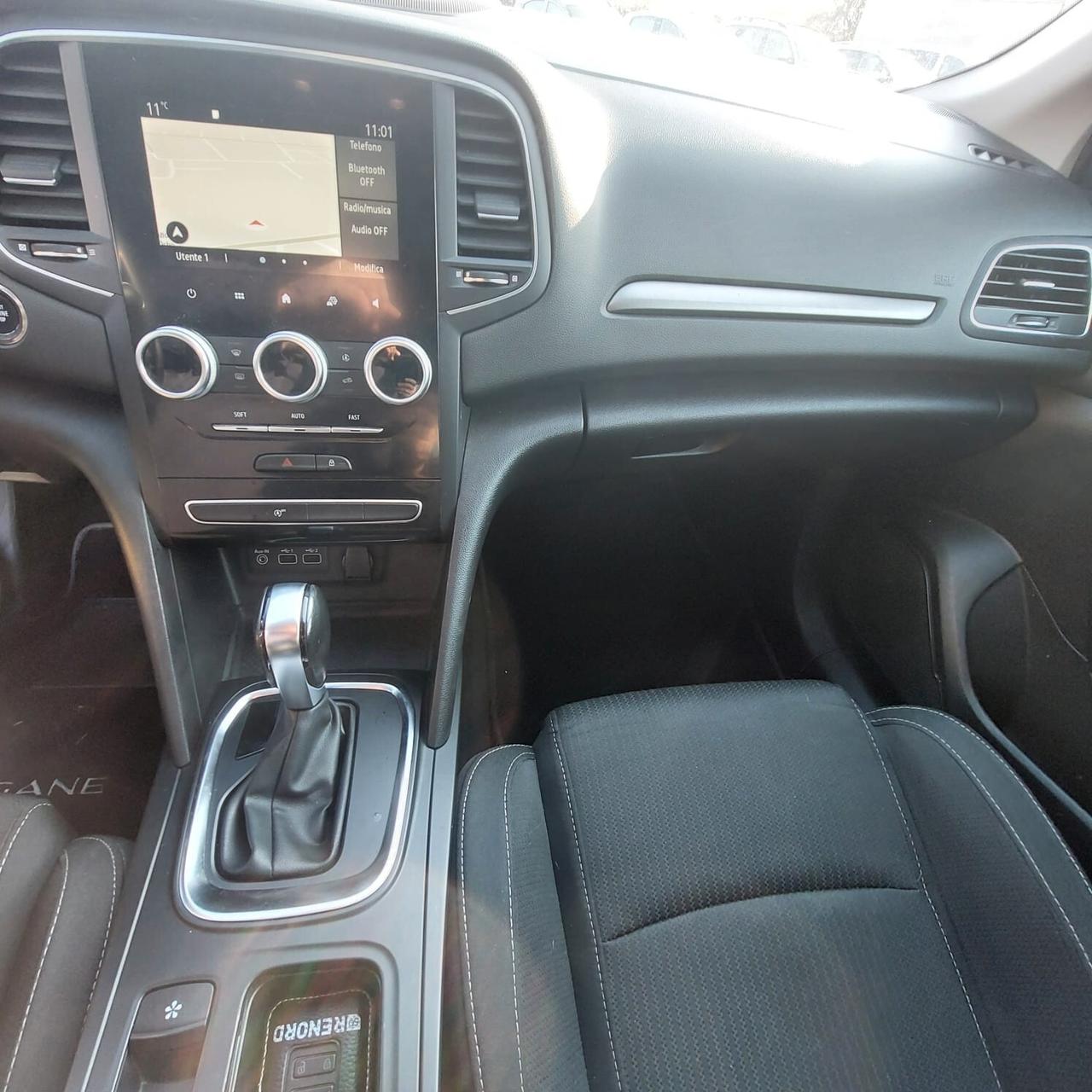 Renault Megane Mégane Blue dCi 115 CV EDC R.S. Line