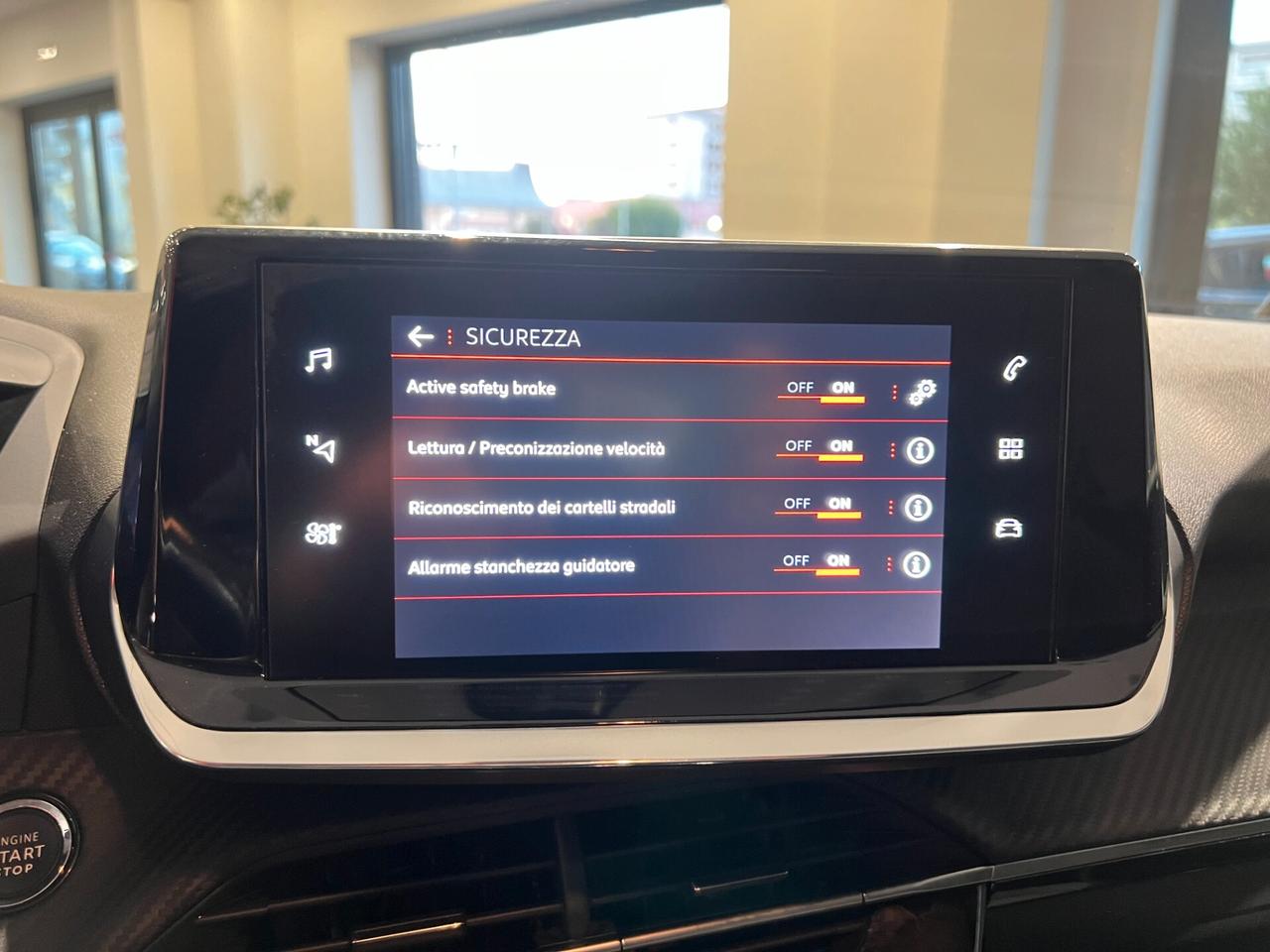 Peugeot 208 PureTech 100 Stop&Start 5p. Allure