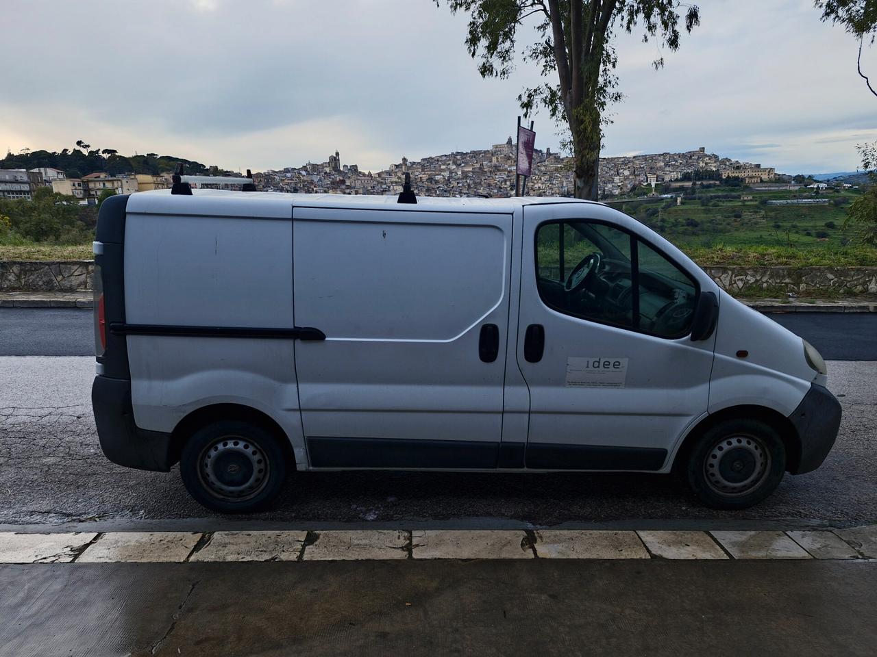 Opel Vivaro 1.9 Cdti Anno 2005