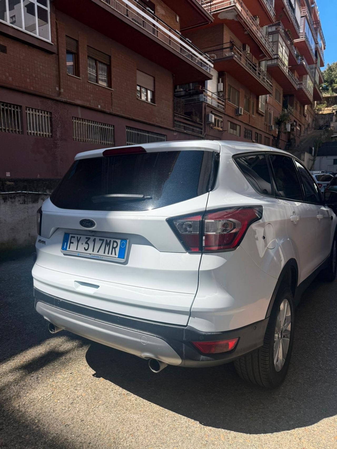 Ford Kuga 1.5 TDCI 120 CV S&S 2WD Powershift Edition