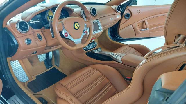 FERRARI California 13000km pari al nuovo IVA esposta