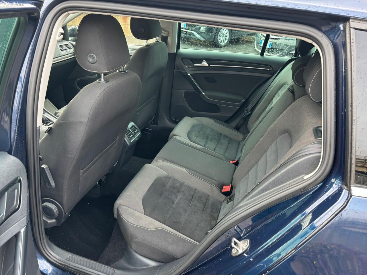 Volkswagen Golf Variant 1.6 TDI DSG Highline