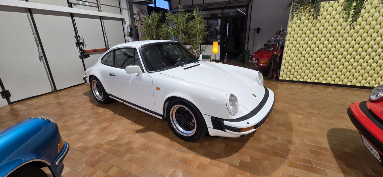 Porsche 911 3200 coupe Book service Asi Oro Conservata