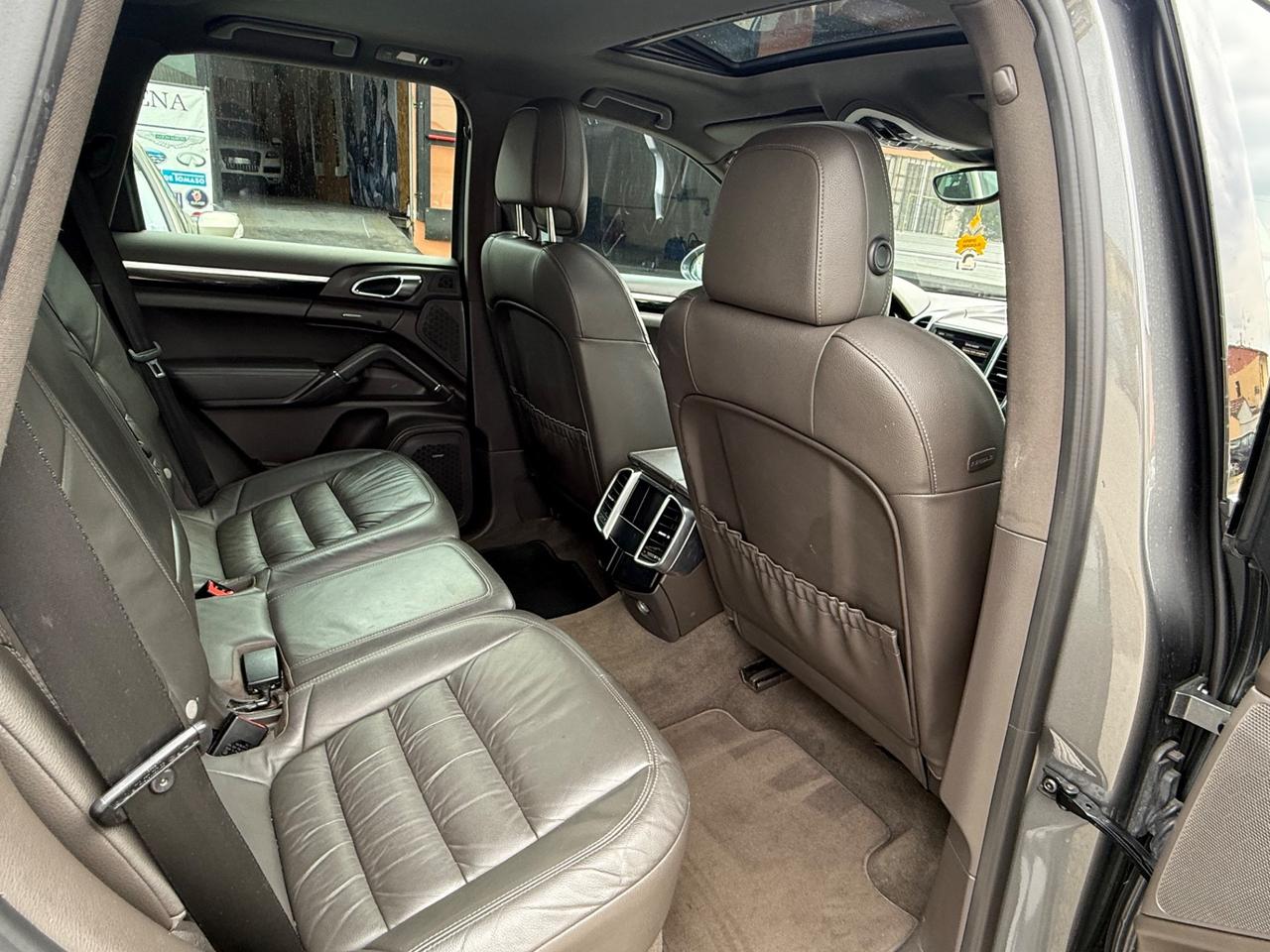 Porsche Cayenne 3.0Diesel 250CV Platinum Edition EURO6