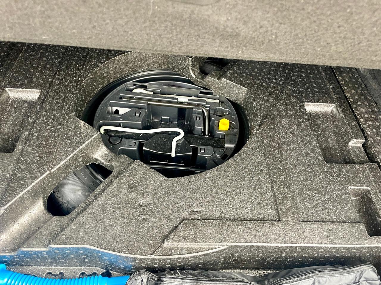 Peugeot 308 1.5 HDi 100CV 6M 12-2019