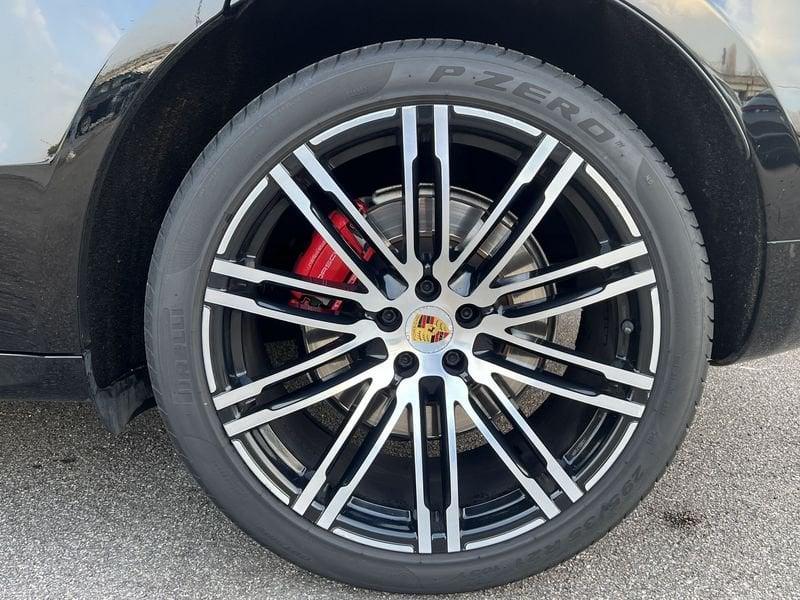 Porsche Macan Turbo 3.6 Performance Edition 440 CV