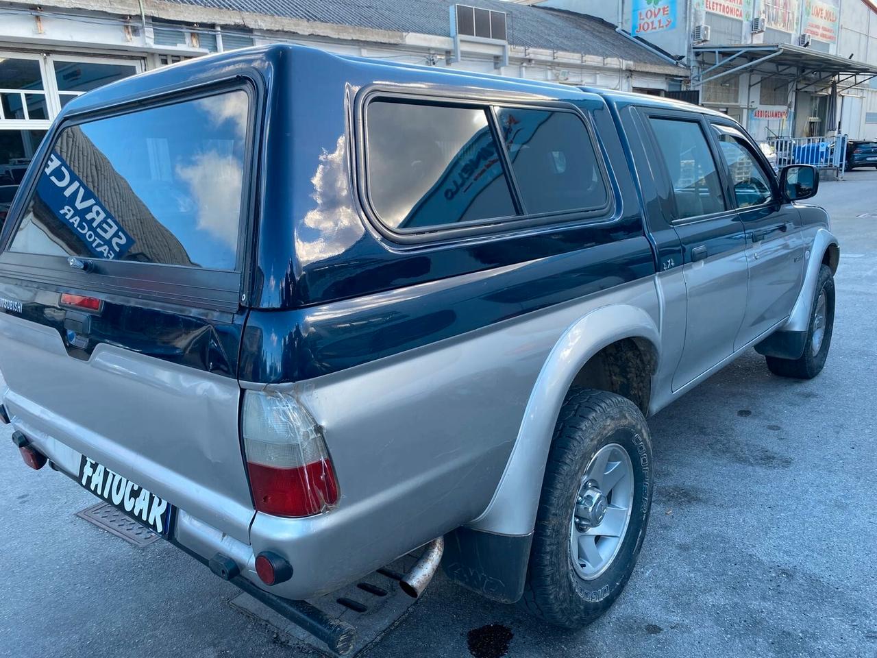 Mitsubishi L200 2.5 TDI 4WD Club Cab Pick-up GLS