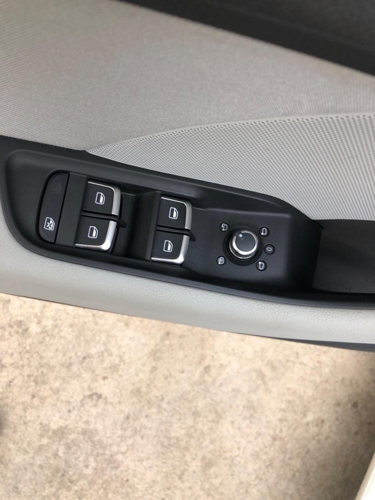 Audi A3 1.6 TDI AUTOMATICA 7M