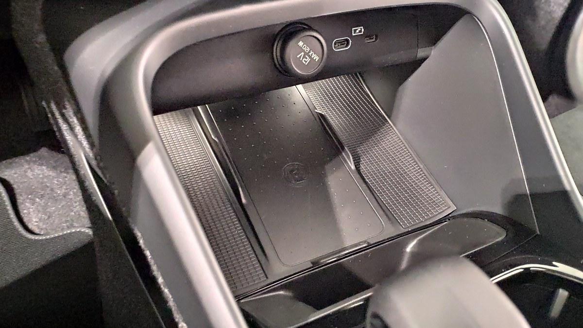 VOLVO Xc40 B3 Mild Hybrid Automatico Plus Dark