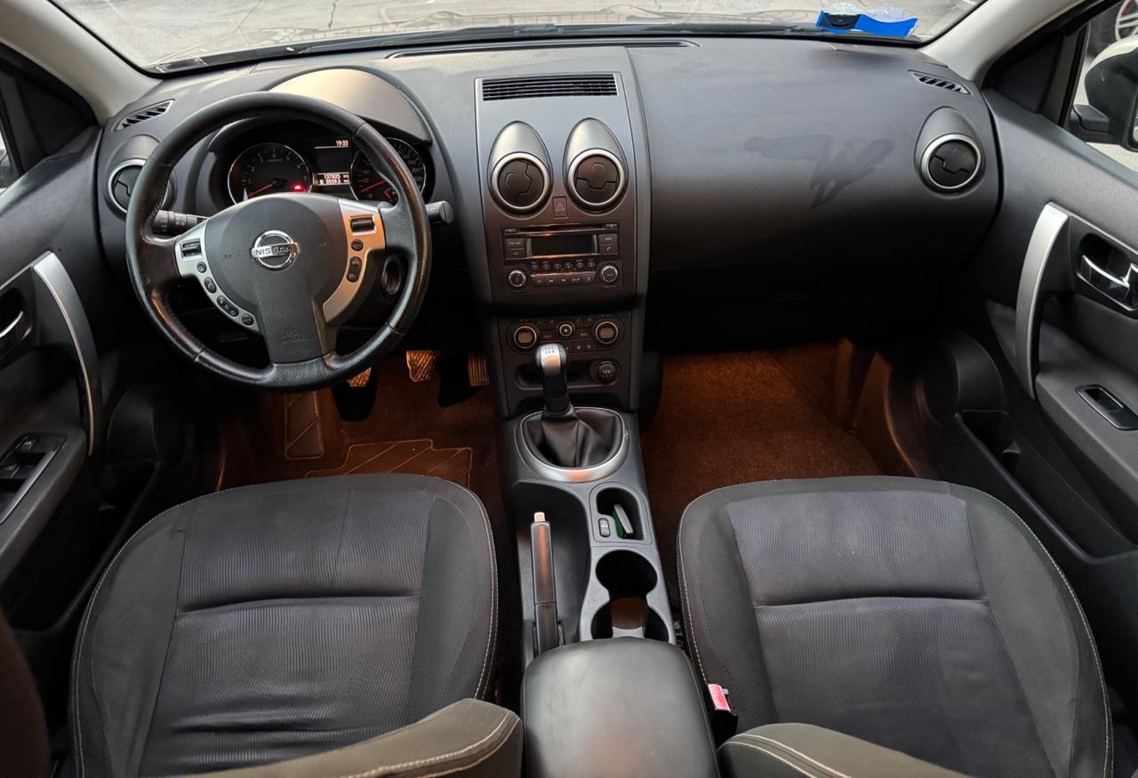 Nissan Qashqai 1.6- Adatta ai Neopatentati-Garanzia 12mesi