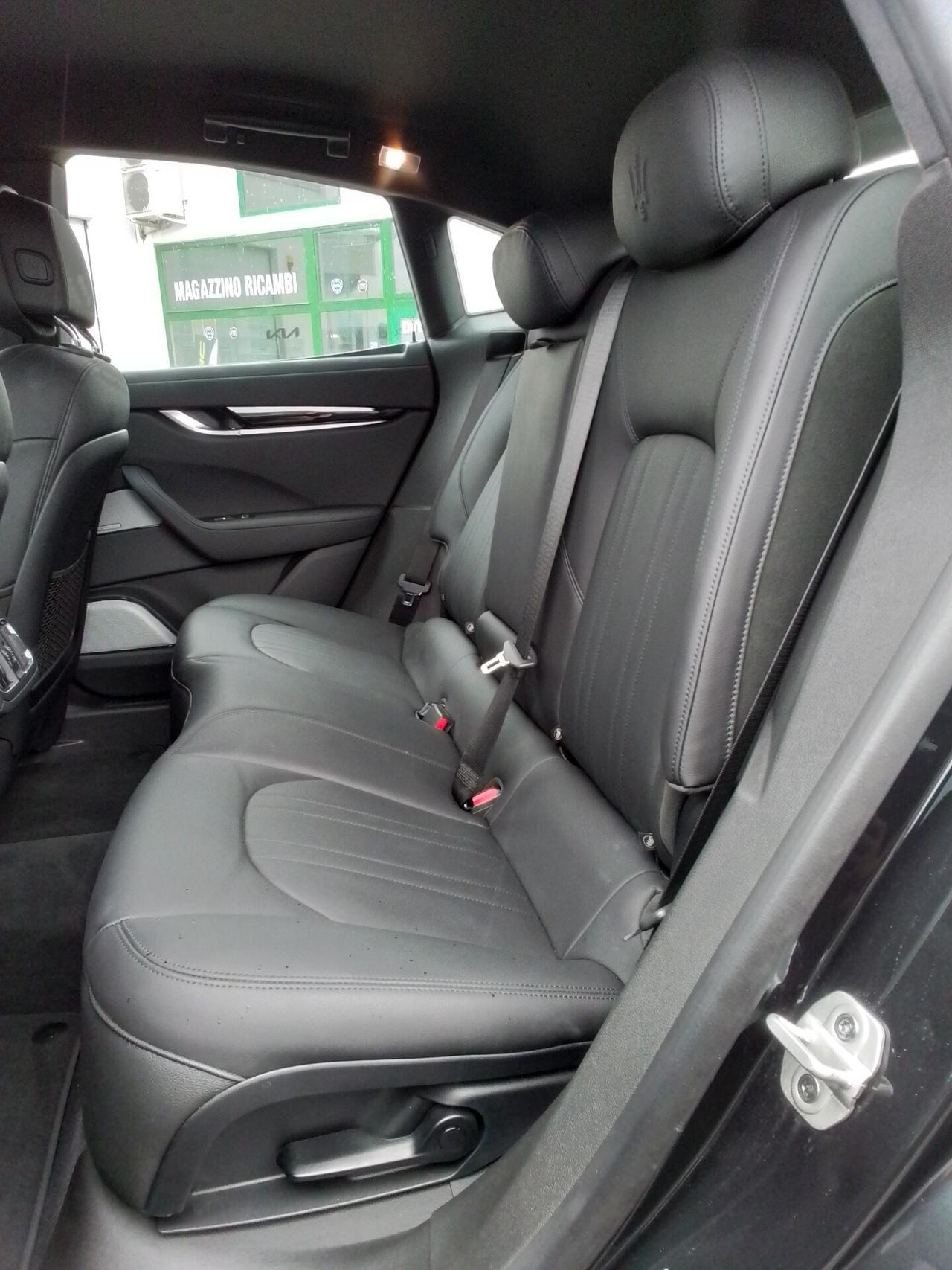Maserati Levante MHEV 330 CV AWD GT
