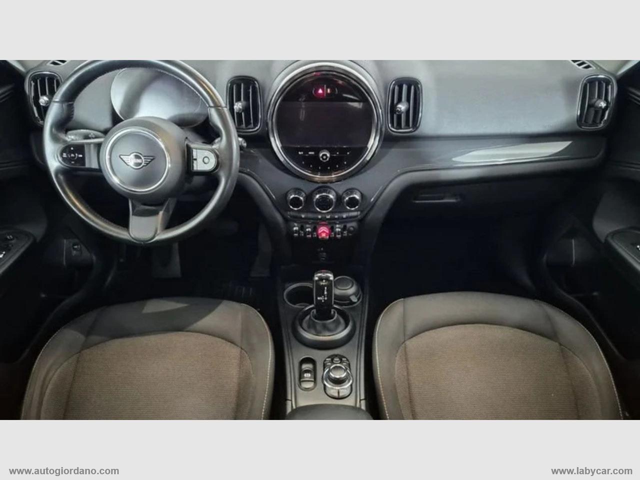 MINI Mini Cooper D Business Countryman ALL4 AUTO TOTAL BLACK