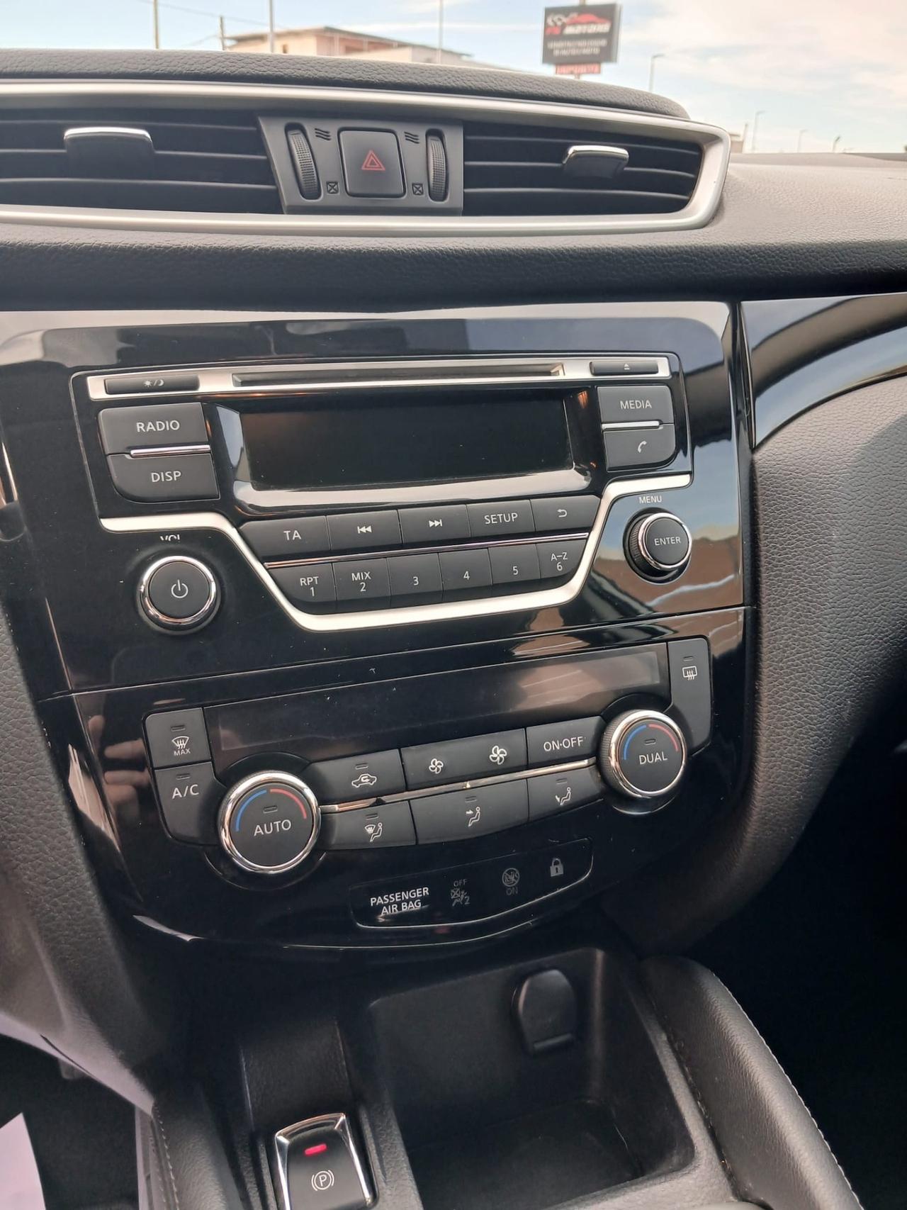 Nissan Qashqai 1.5 dCi