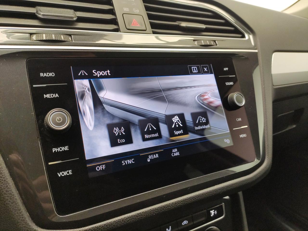 Volkswagen Tiguan 2.0 TDI 150 CV SCR DSG 4MOTION R-Line