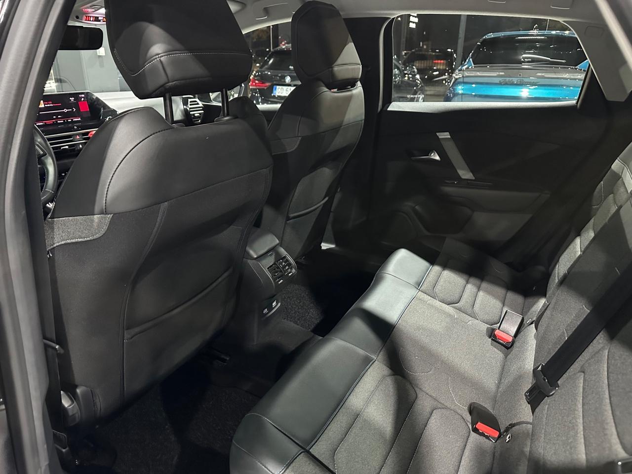 Citroen C4 PureTech 130 S&S Shine