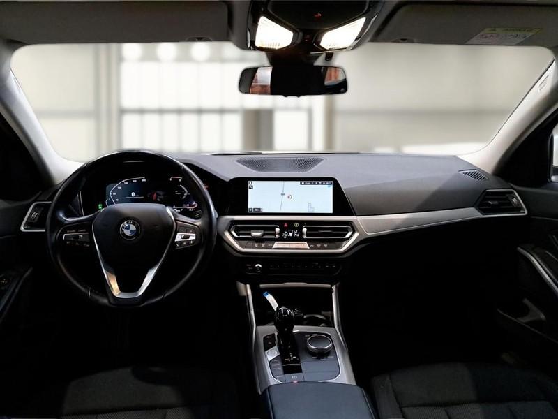 BMW 318 48V BUSINESS ADVANTAGE TOURING AUTO 5 PORTE STATION WAGON