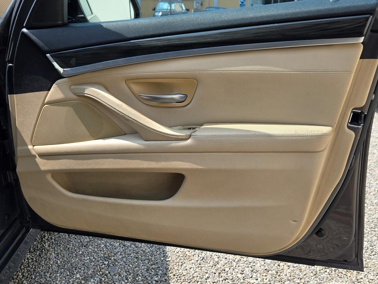 Bmw 530d xDrive 258CV Touring Luxury