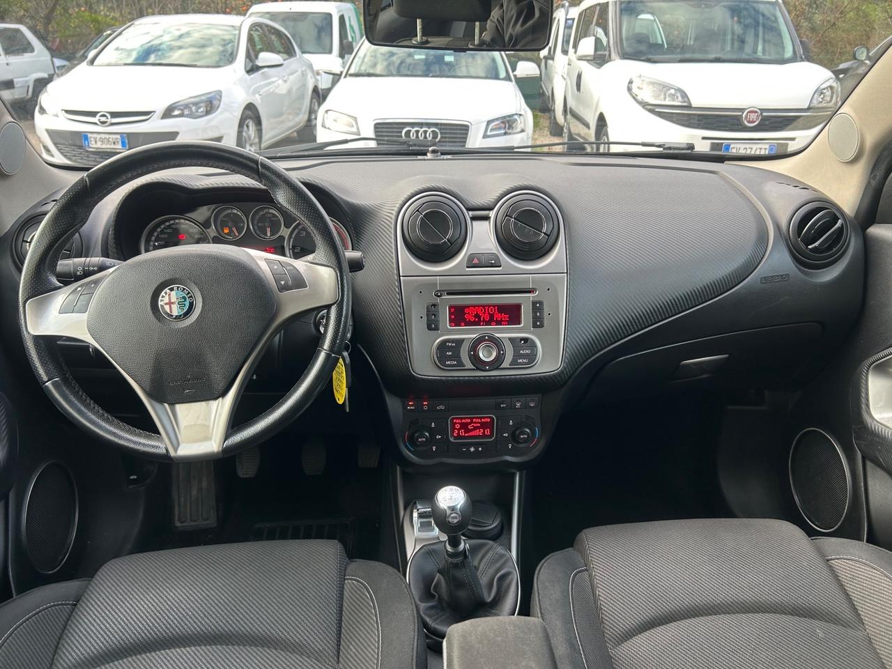 Alfa Romeo MiTo 1.6 JTDm 16V Distinctive Sport Pack