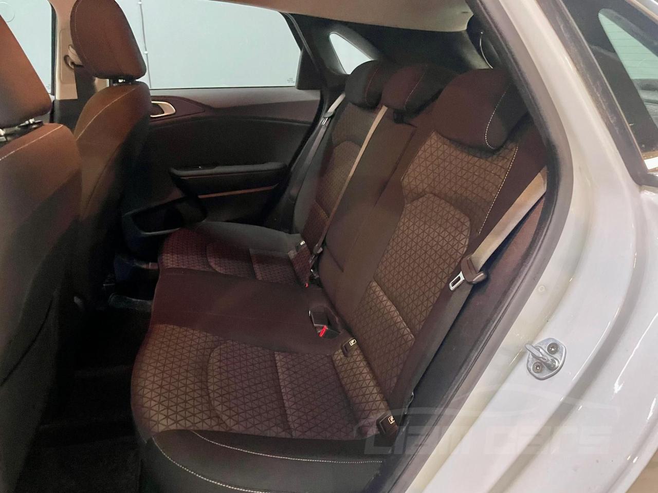 Kia Ceed 5 Porte Ceed 1.6 crdi Business Class 115cv