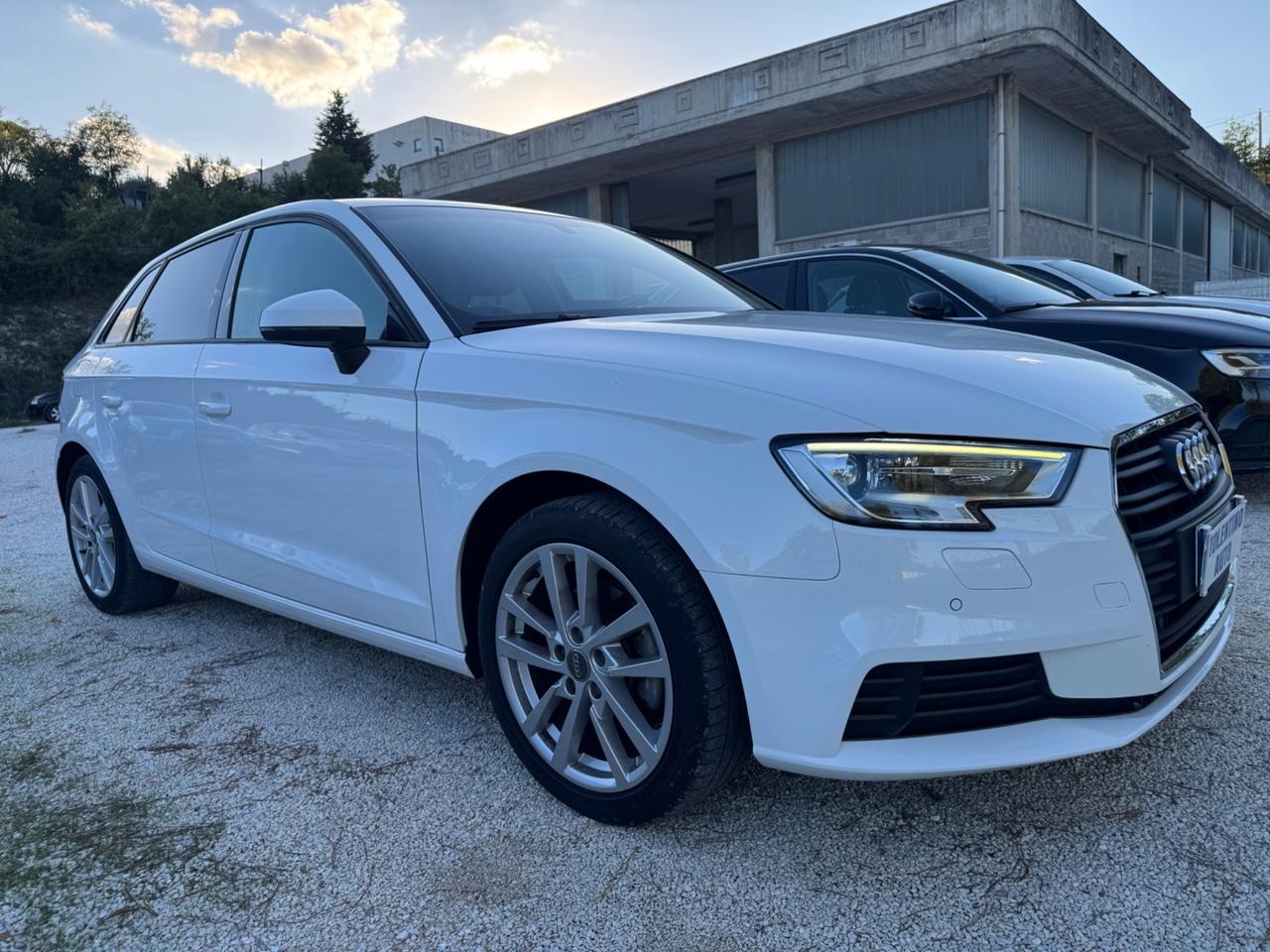 Audi A3 SPB 30 g-tron 130Cv S tronic Business