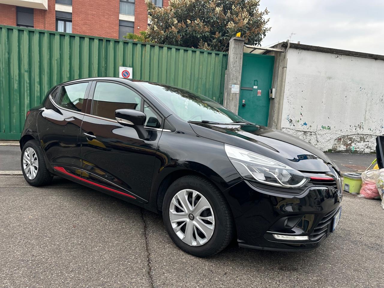 Renault Clio Sporter TCe 12V 90CV euro 6 - ok neopatentati