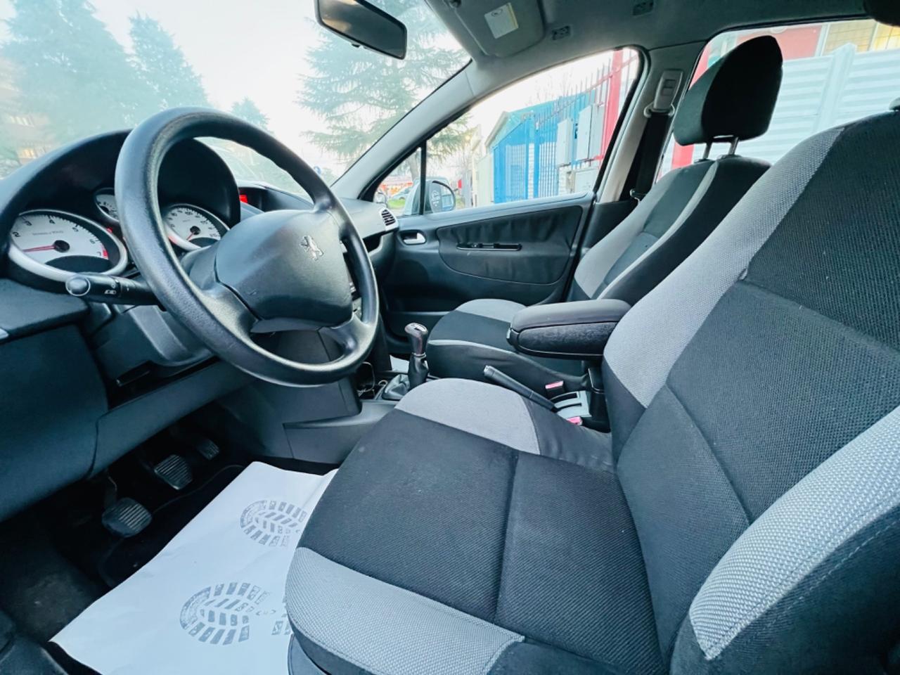 Peugeot 207 1.4 88CV 5p. XS