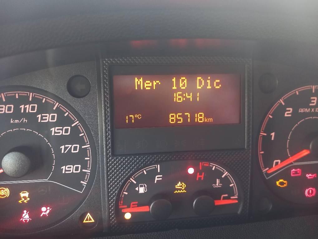 Peugeot Boxer 330 2.2 BlueHDi 140 S&S PC-TN Furgone