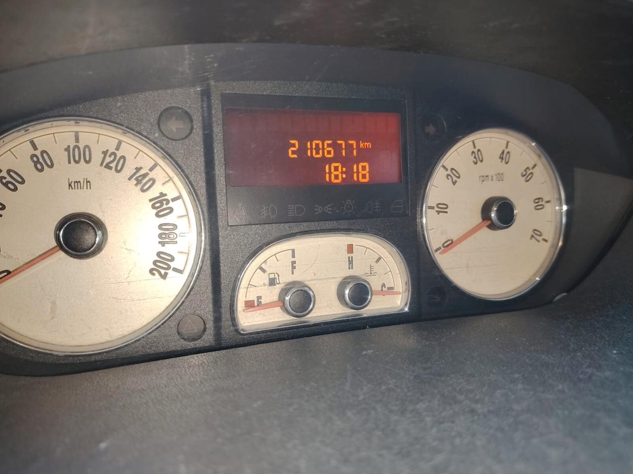 Lancia MUSA 1.4 16V Oro 100