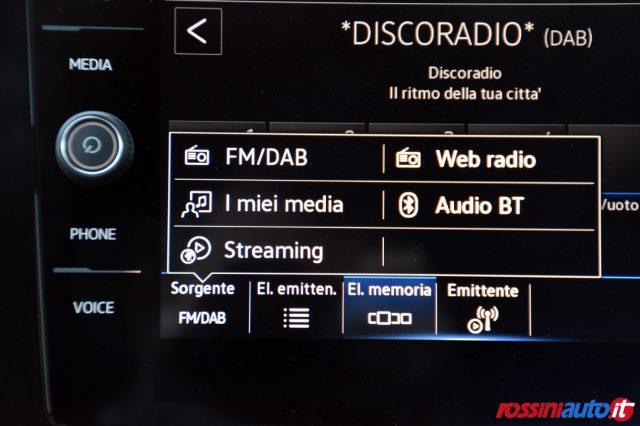 VOLKSWAGEN T-Roc 1.5 TSI 150 CV DSG R-LINE + TECH PACK + I.Q LED +