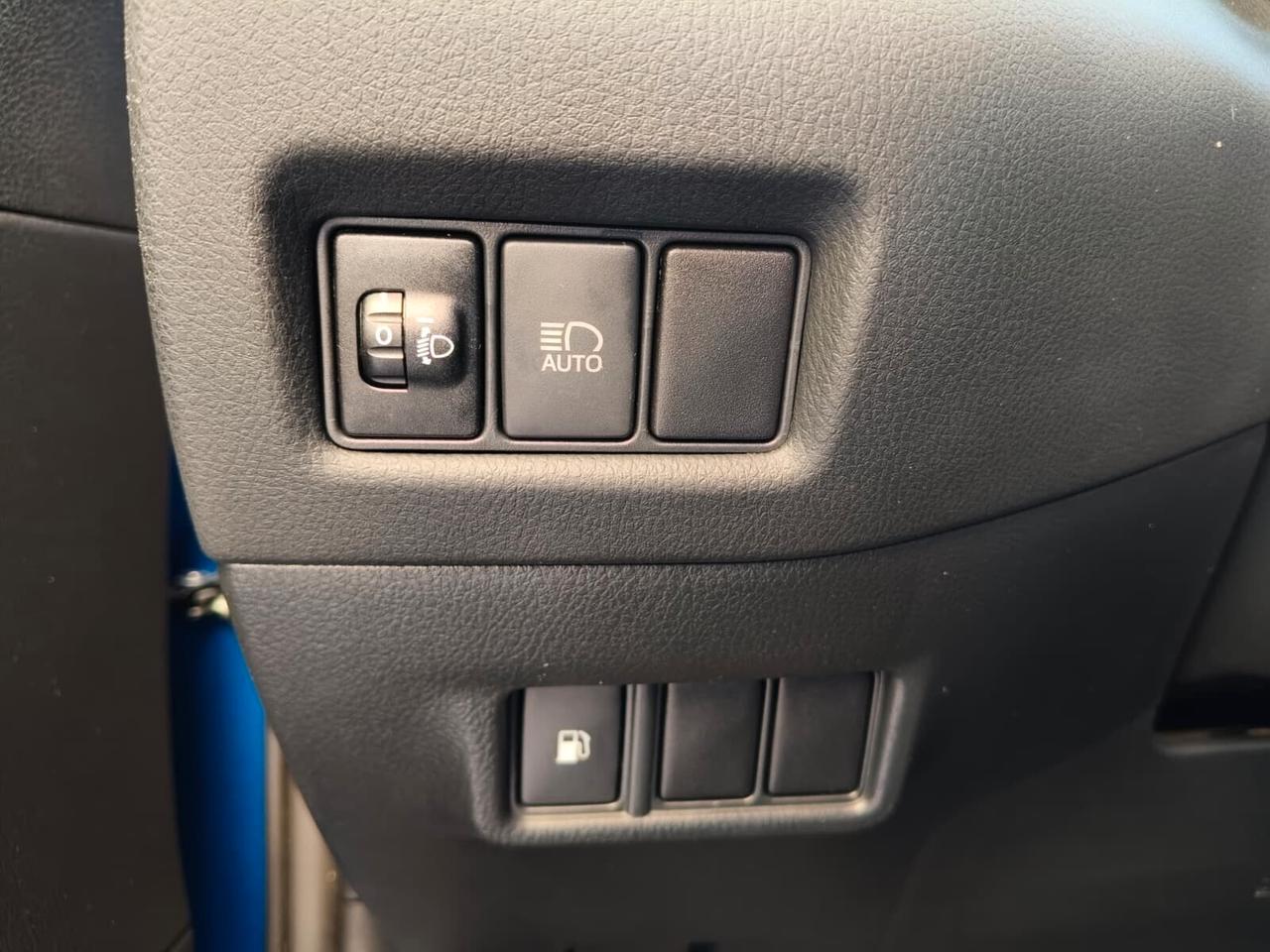 Toyota C-HR 1.8 Hybrid E-CVT Business