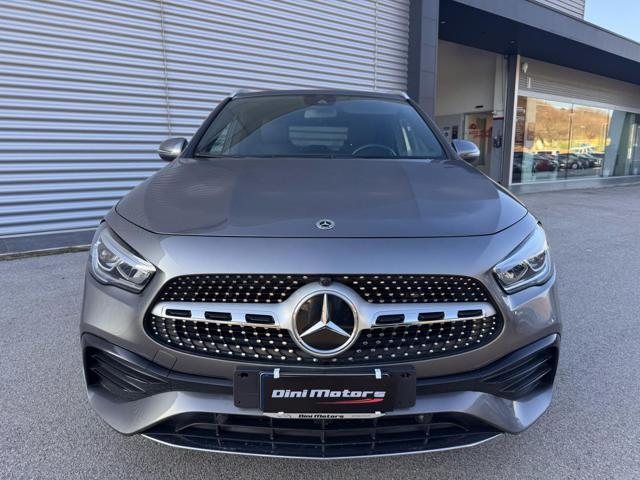 MERCEDES-BENZ GLA 180 d Automatic Premium Plus pacchetto AMG full LED