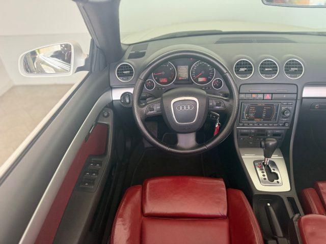 AUDI A4 Cabriolet 2.0 16V TFSI multitronic SLINE
