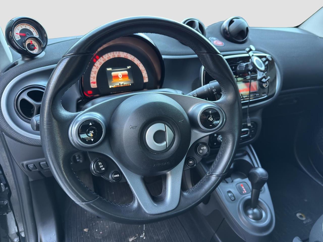 Smart ForTwo 0.9 90cv Passion twinamic automatica Tetto 2019