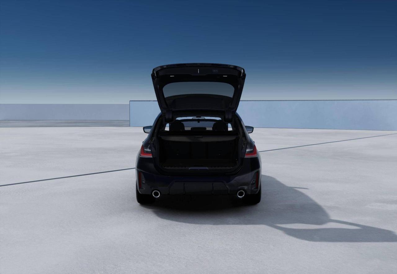 BMW Serie 3 330e Touring Hybrid Edition