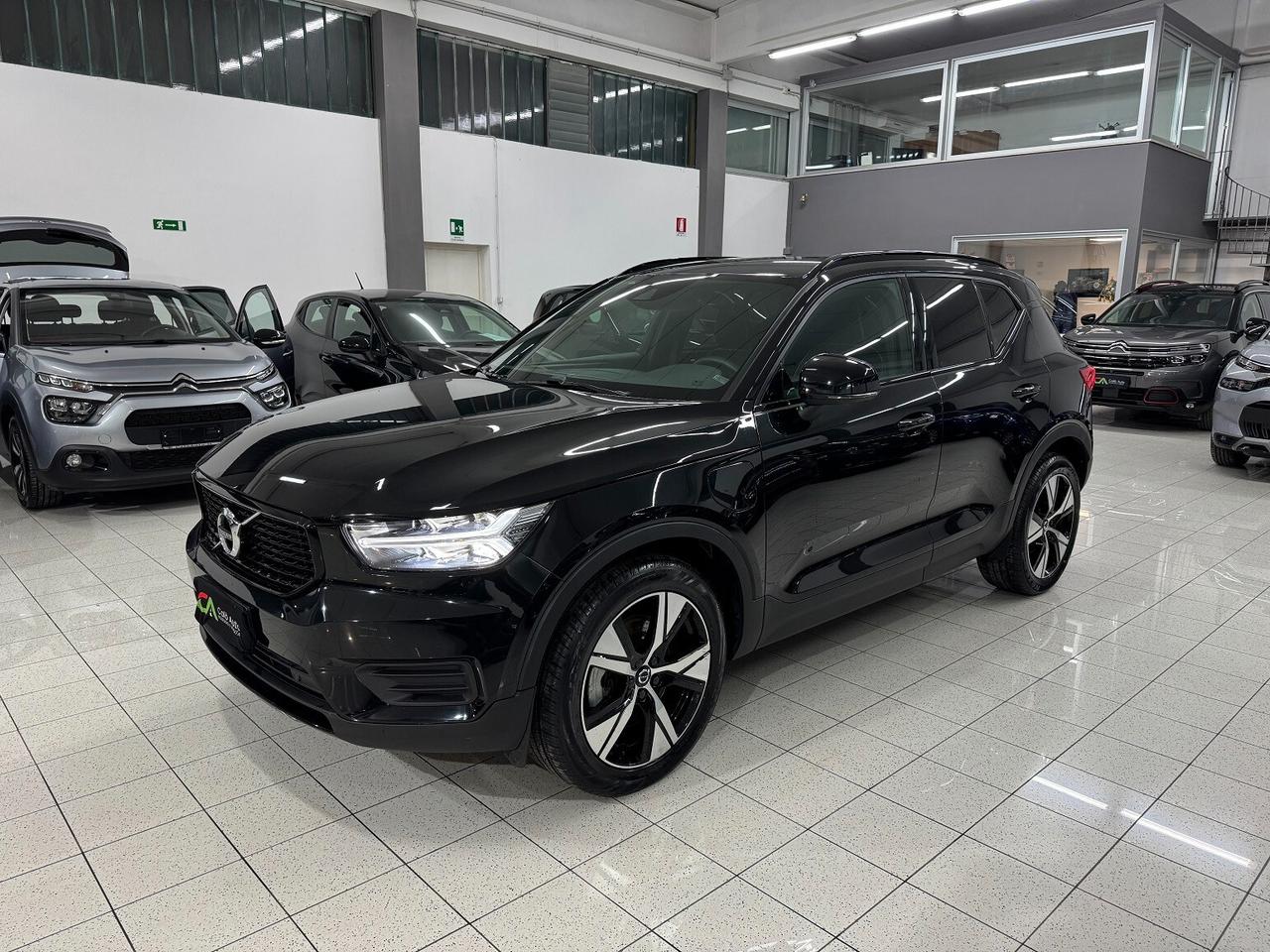 XC40 T5 Plug-in Hybrid R-design PERFETTISSIMA