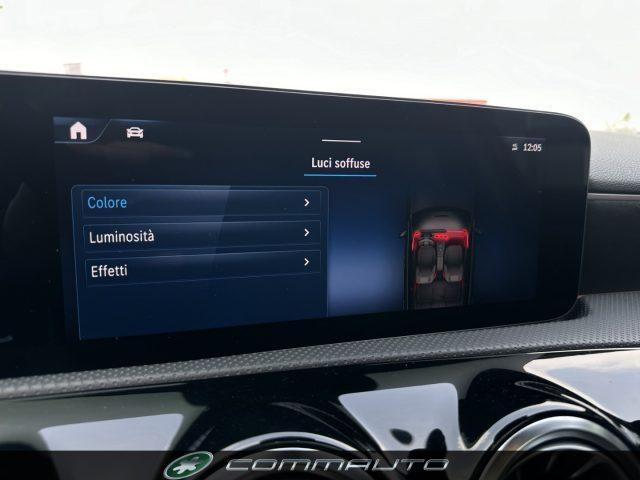 MERCEDES-BENZ A 200 d Automatic AMG Line Premium TETTO APRIBILE