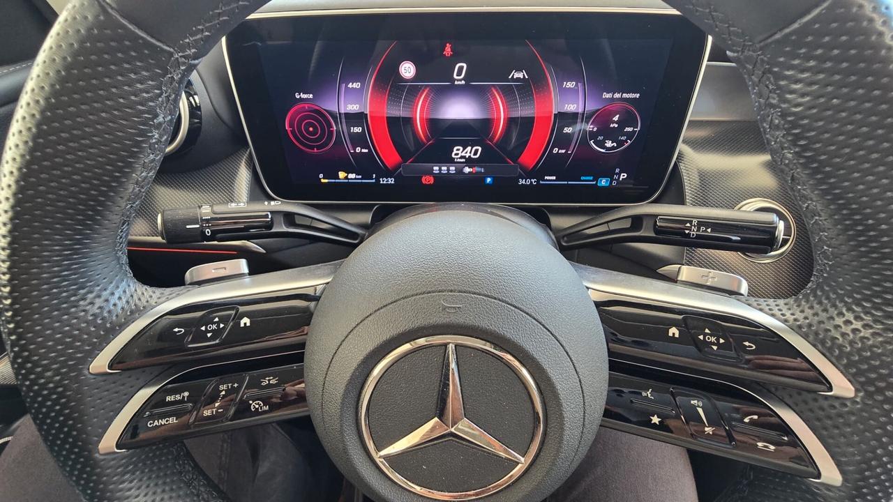 MB GLC 220d COUPE PREMIUM PLUS AMG LINE MHEV 4MATIC